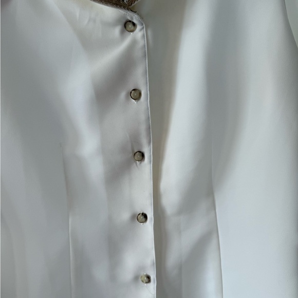 Vintage 90’s Susan Bristol Cream Top with Subtle Suede Gold Accents - Picture 4 of 6